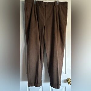Dockers khakis brown 42 x 30 100% cotton Cuffed Men’s Pants Vintage Herringbone